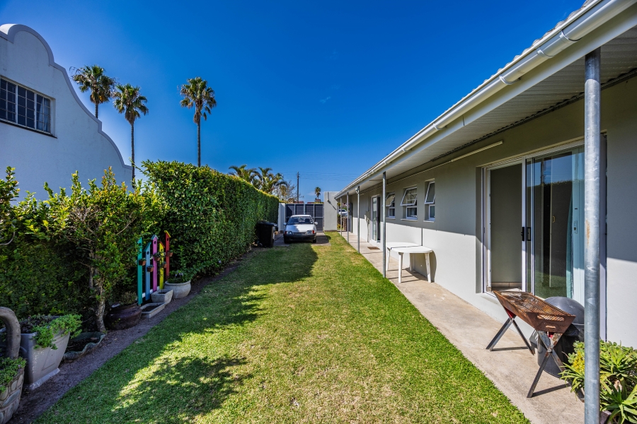 4 Bedroom Property for Sale in Beacon Bay Eastern Cape